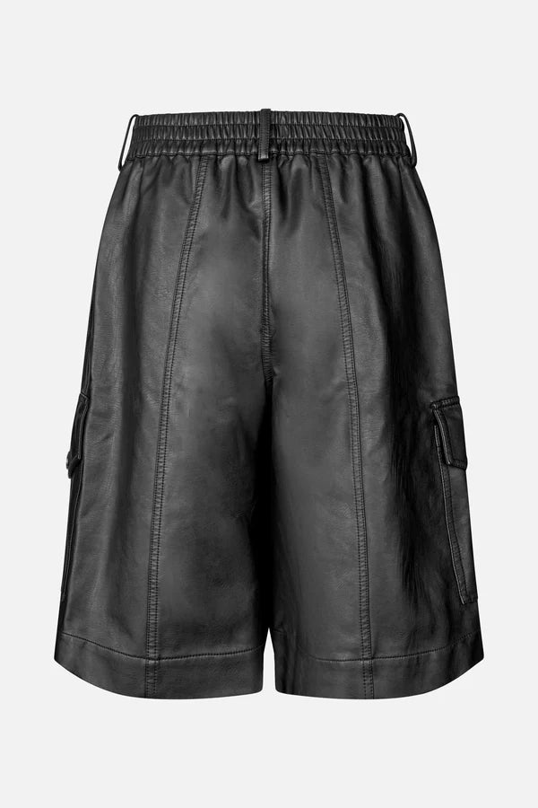 Neeto Shorts