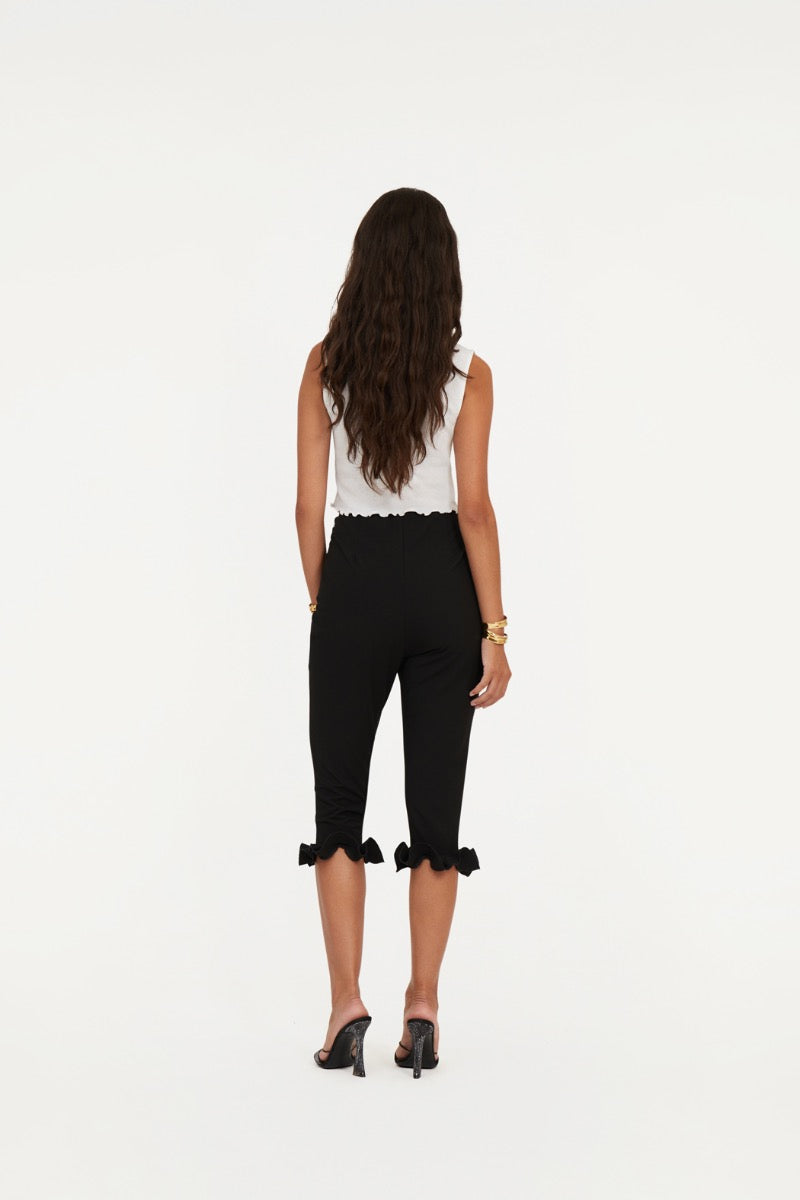 Capri Ruffle Pants