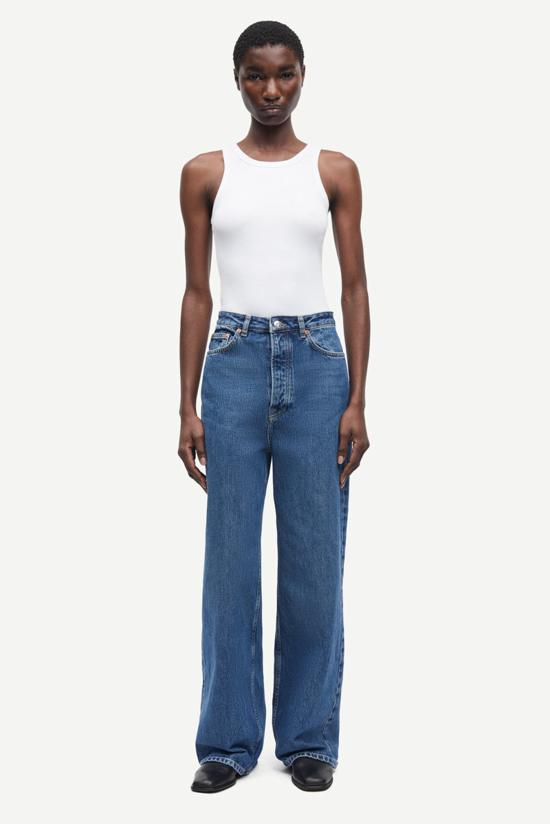 Shelly Jeans
